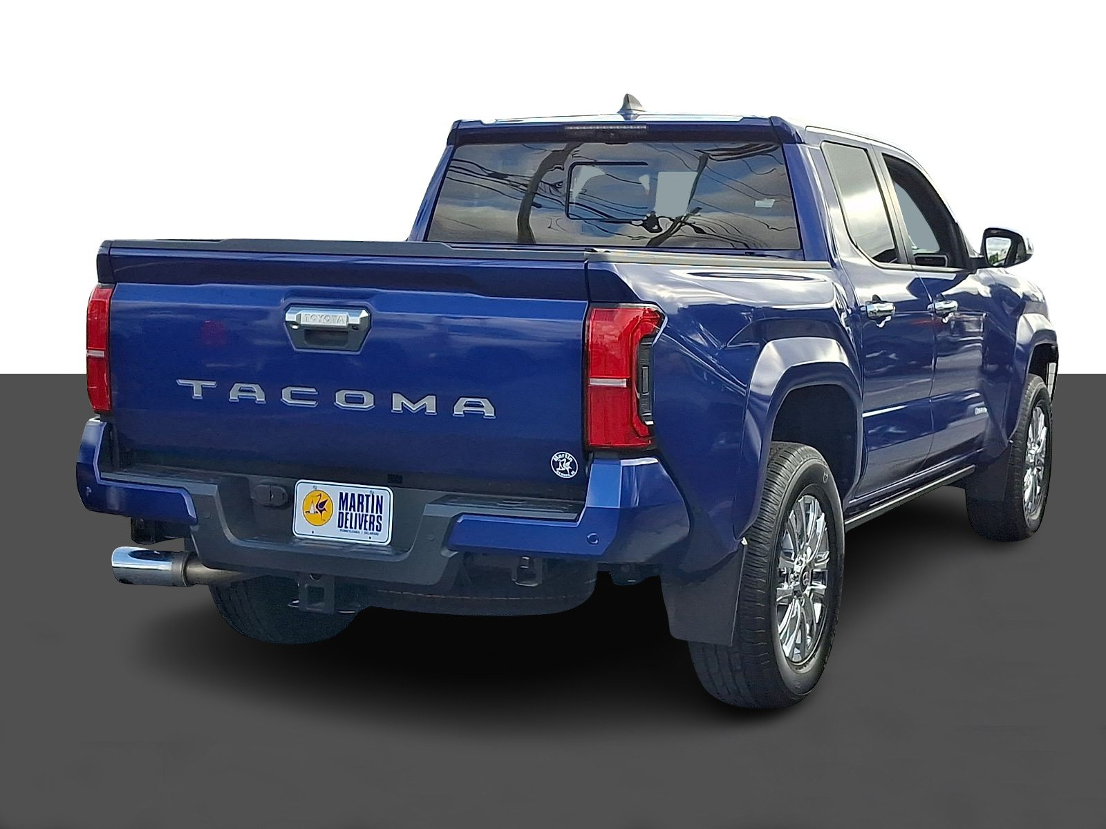 Used 2024 Toyota Tacoma Limited w/ Limited Package (LT) AWD/4WD image 6