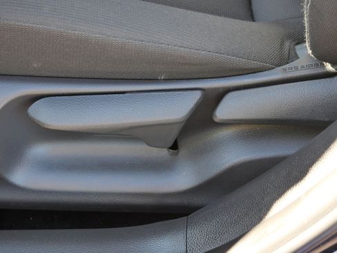 Certified 2023 Toyota Corolla LE image 20