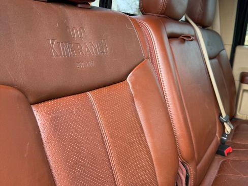 Used 2012 Ford F250 King Ranch w/ King Ranch w/Chrome Pkg image 2
