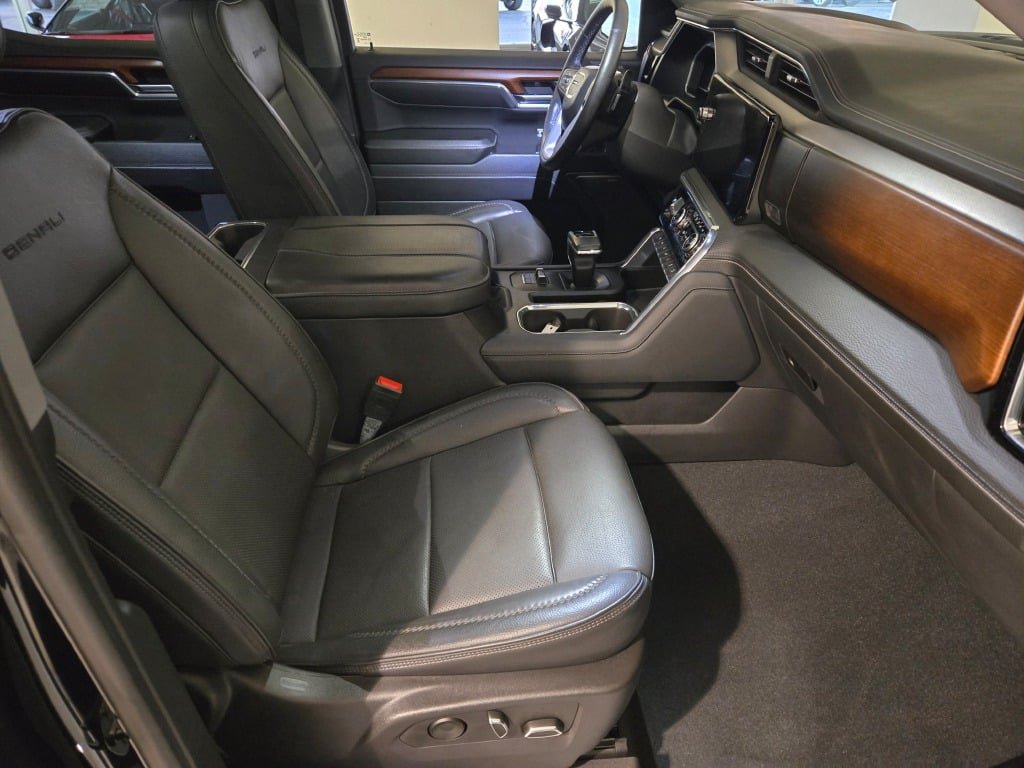 Certified 2023 GMC Sierra 1500 Denali AWD/4WD image 5