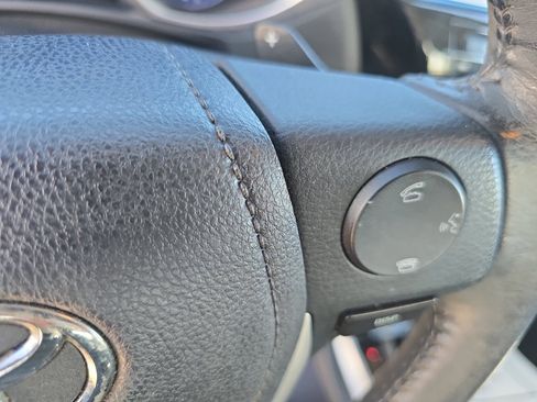 Used 2016 Toyota Corolla S image 22