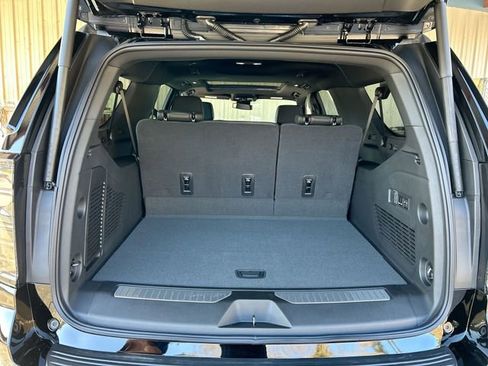 New 2026 Chevrolet Suburban RST image 27