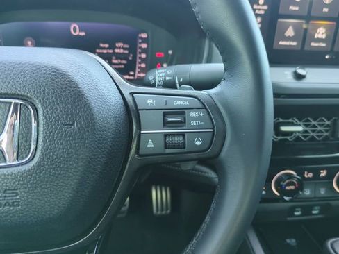 Used 2025 Honda Accord Sport image 26