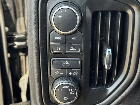 Used 2023 Chevrolet Silverado 1500 Custom AWD/4WD image 21