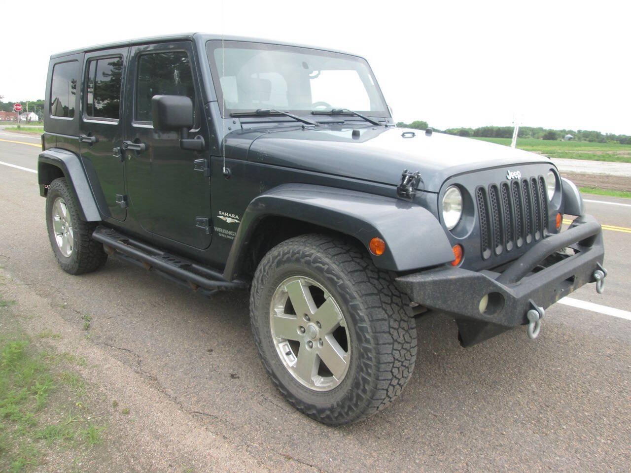 Used 2008 Jeep Wrangler Unlimited Sahara w/ Trailer Tow Group AWD/4WD image 4