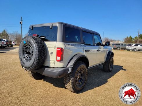 New 2026 Ford Bronco Big Bend w/ Black Diamond Package image 6