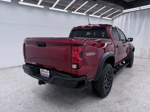 Used 2023 Chevrolet Colorado Trail Boss w/ Technology Package AWD/4WD image 2