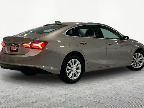 Used 2022 Chevrolet Malibu LT FWD image 6