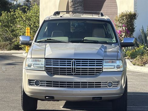 Used 2008 Lincoln Navigator 2WD image 10