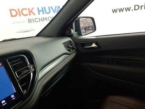 Used 2024 Dodge Durango GT image 23