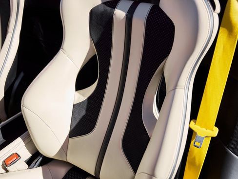 Used 2022 Ferrari F8 Tributo image 51