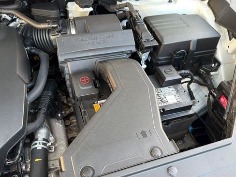 Used 2025 Kia Telluride S FWD image 36