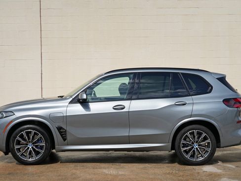 Used 2024 BMW X5 xDrive50e w/ M Sport Package AWD/4WD image 54