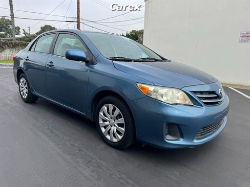 Used 2013 Toyota Corolla LE image 3