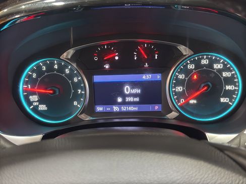 Used 2020 Chevrolet Traverse LT image 30