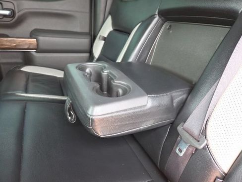 Used 2022 GMC Sierra 1500 Elevation AWD/4WD image 17