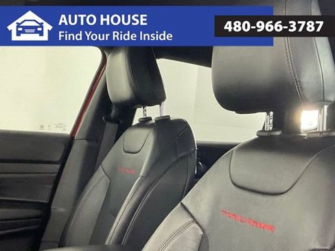 Used 2023 Jeep Compass Trailhawk AWD/4WD image 16