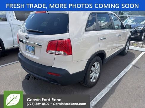 Used 2012 Kia Sorento LX w/ V6 Convenience Pkg AWD/4WD image 8