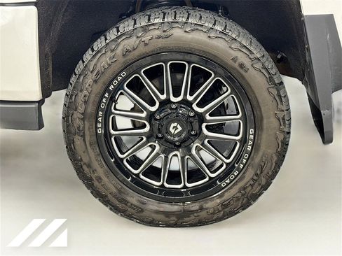 Used 2016 Chevrolet Silverado 1500 High Country w/ High Country Premium Package image 33