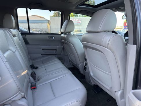 Used 2015 Honda Pilot Touring image 15