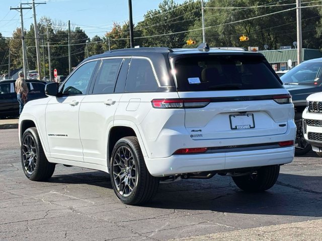 New 2027 Jeep Grand Cherokee Summit AWD/4WD image 17