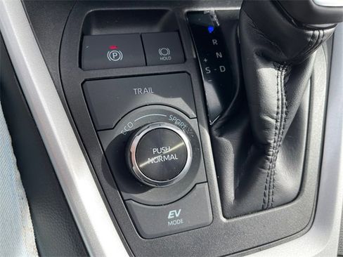 Used 2024 Toyota RAV4 XSE w/ Weather Package image 25