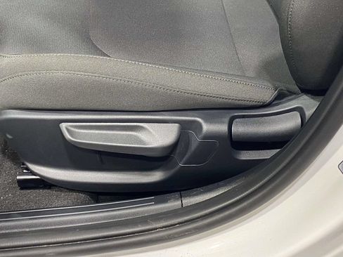 New 2026 Kia K4 FWD image 18
