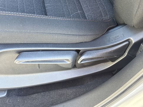 Certified 2025 Honda HR-V Sport image 28