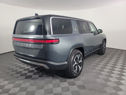 Used 2024 Rivian R1S Adventure AWD/4WD image 5