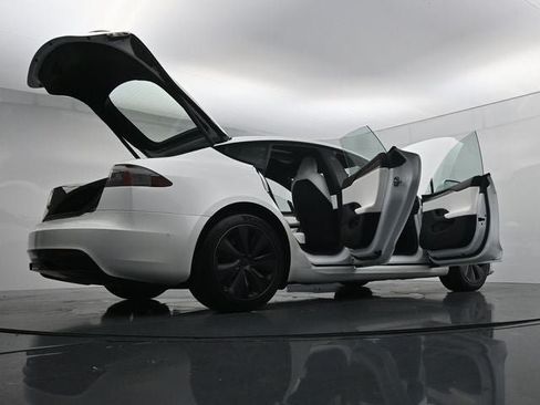 Used 2022 Tesla Model S AWD/4WD image 44