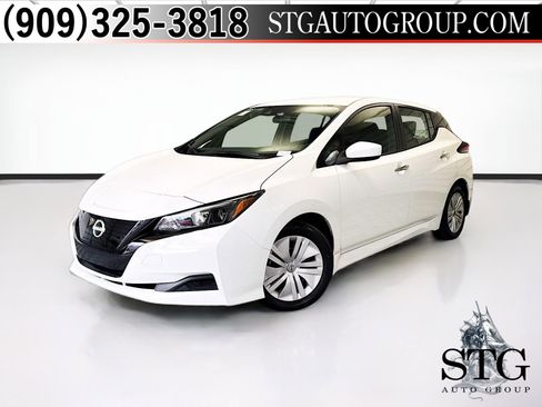 Used 2023 Nissan Leaf S image 1