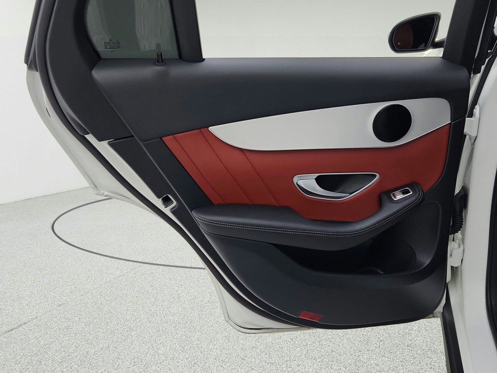 Certified 2022 Mercedes-Benz GLC 300 image 28