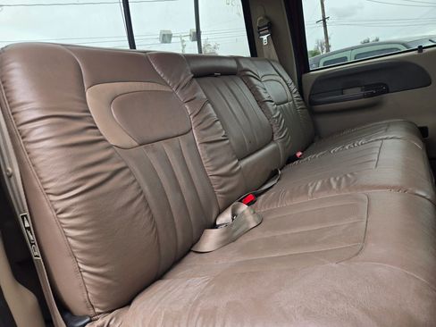 Used 2000 Ford F350 XL image 17
