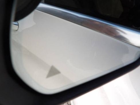 Used 2018 Mercedes-Benz C 300 4MATIC Sedan image 29