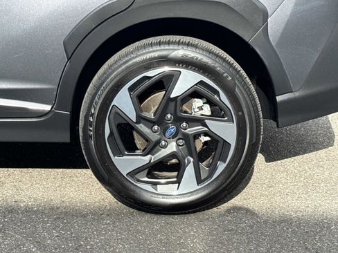 Used 2024 Subaru Crosstrek 2.5i Limited w/ Crosstrek Mirror Package AWD/4WD image 7