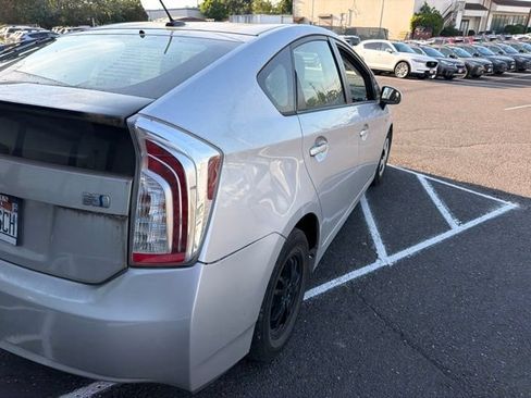 Used 2015 Toyota Prius Four FWD image 9