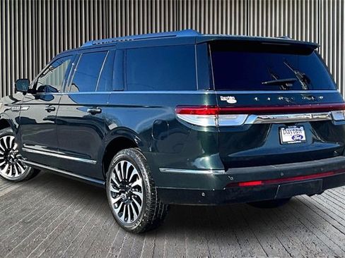 Used 2023 Lincoln Navigator L Black Label image 12