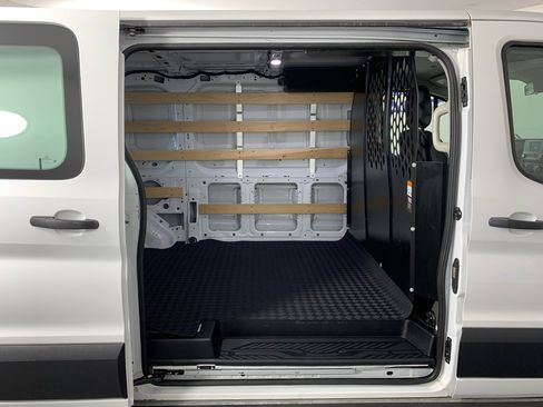 Used 2025 Ford Transit 250 Low Roof w/ Exterior Upgrade Package RWD image 31