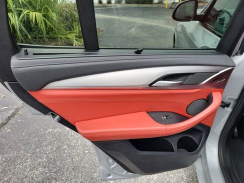 Used 2018 BMW X3 M40i image 30