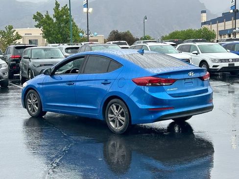 Used 2017 Hyundai Elantra SE FWD image 6