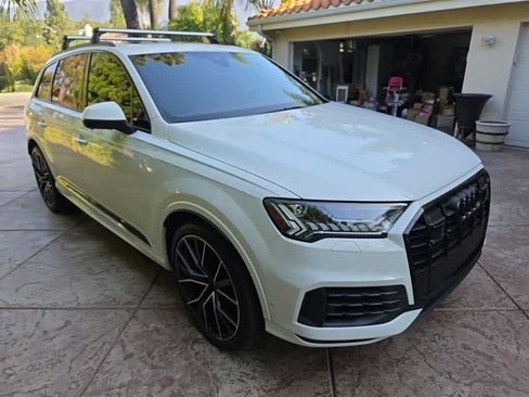 Used 2023 Audi Q7 3.0T Prestige w/ Prestige Package AWD/4WD image 3