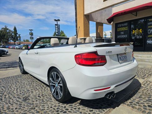 Used 2018 BMW 230i xDrive Convertible image 7