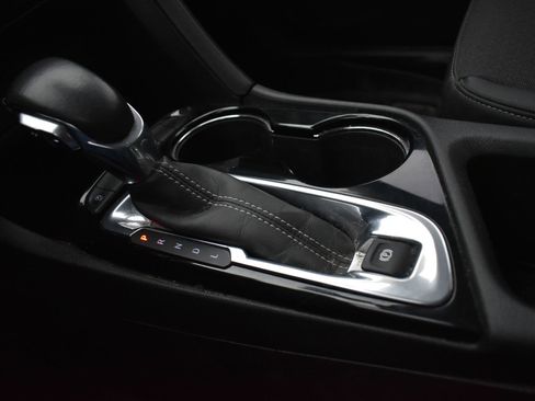 Used 2021 Buick Encore GX Preferred w/ Sport Touring Package image 28