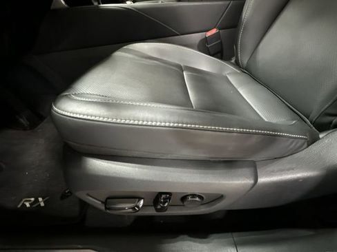 Used 2025 Lexus RX 350 FWD w/ Technology Package image 18