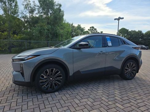 New 2026 Toyota C-HR w/ Cold Weather Package AWD/4WD image 3