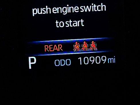 Used 2025 Toyota Tundra SR5 AWD/4WD image 32