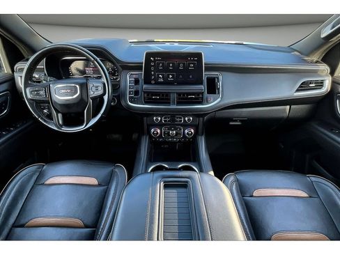 Used 2022 GMC Yukon AT4 w/ AT4 Premium Plus Package AWD/4WD image 9