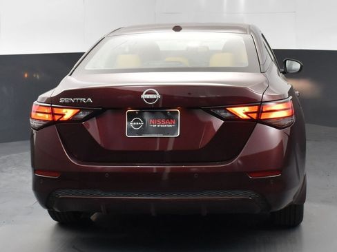 New 2025 Nissan Sentra SV w/ SV Premium Package image 7