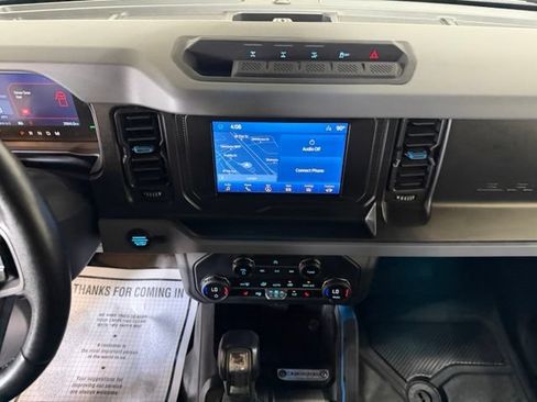 Used 2023 Ford Bronco Black Diamond w/ Sasquatch Package AWD/4WD image 25