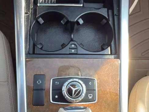 Used 2016 Mercedes-Benz E 350 4MATIC Sedan image 20